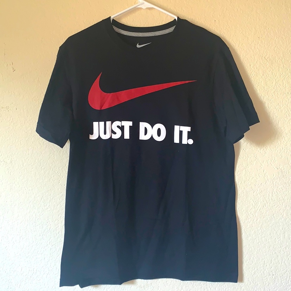 Nike Short Sleeve T-Shirt
